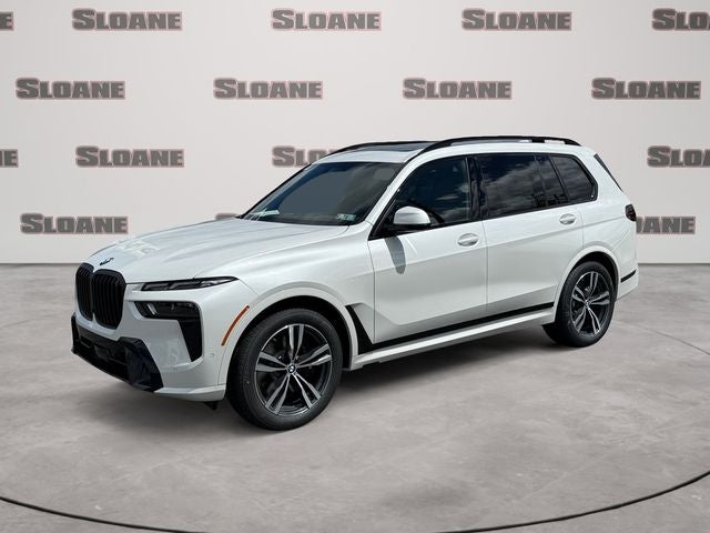2027 BMW X7 xDrive40i in Mineral White Metallic — front three-quarter view